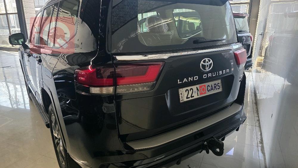 تويوتا لاندكروزر